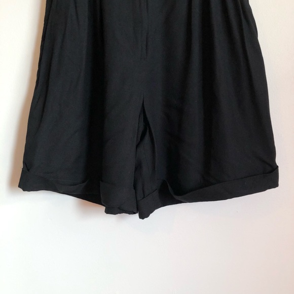 JONES NEW YORK Vintage High Waist Soft Flowy Pleated Short Shorts Black - Picture 4 of 14